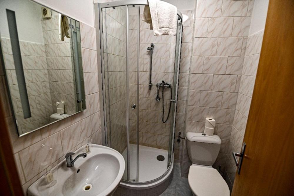 Aparthotel Faust Decin Eksteriør bilde