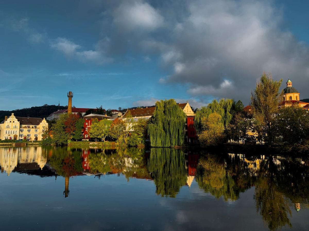 Aparthotel Faust Decin Eksteriør bilde